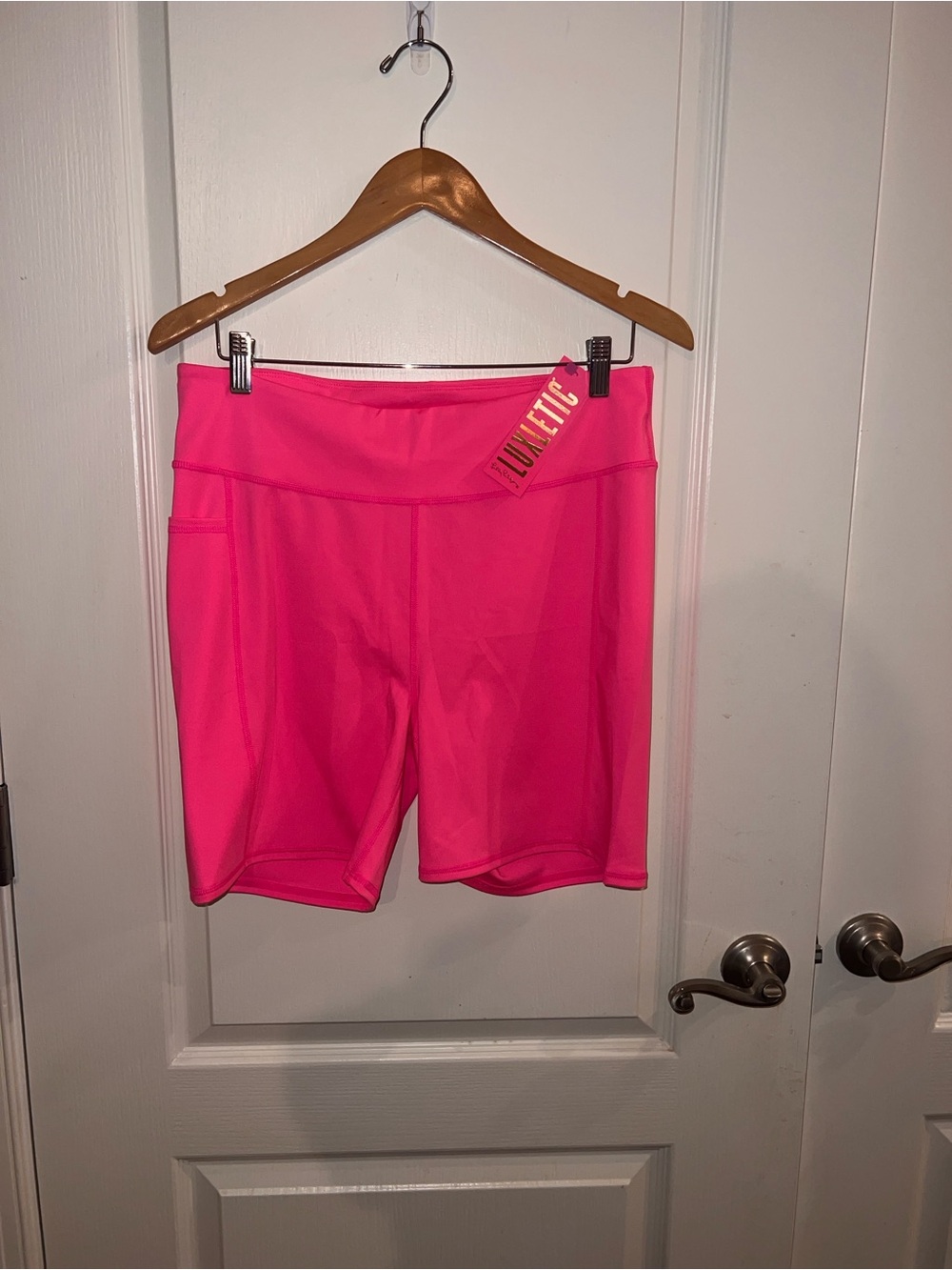 LILLY PULITZER Pink Isle Weekender High Rise Luxletic Golf Shorts UPF 50 Size XL